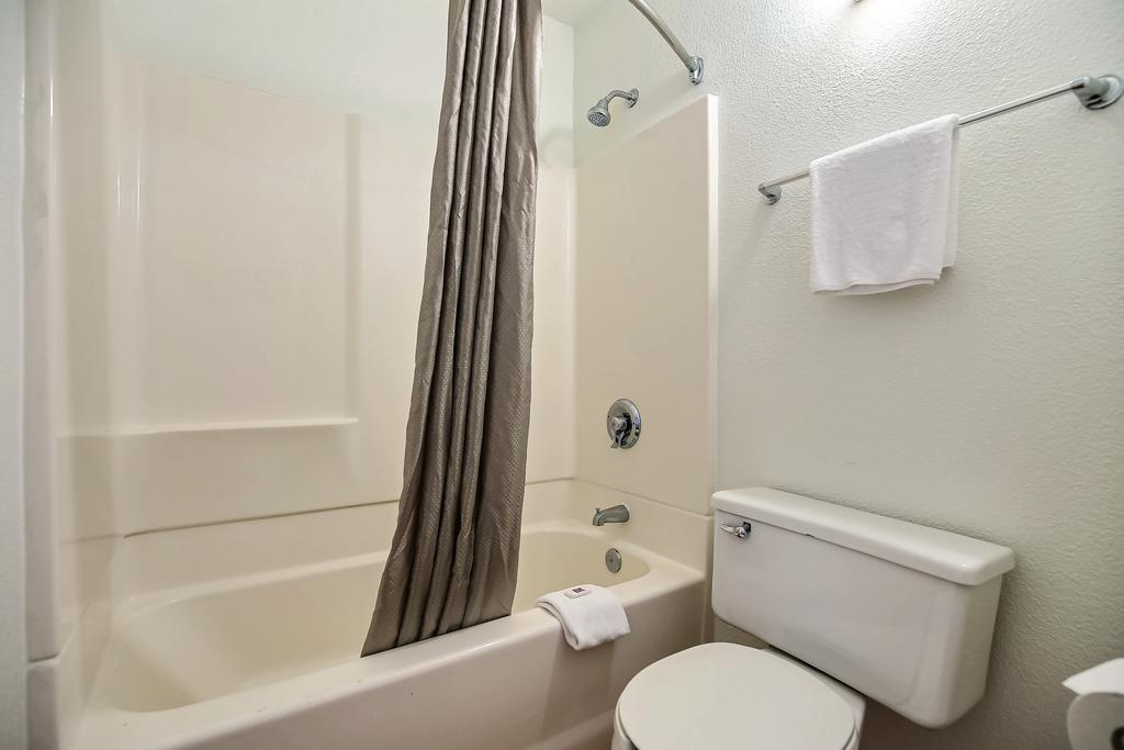 Motel 6-Oakland, Ca - Embarcadero 외부 사진